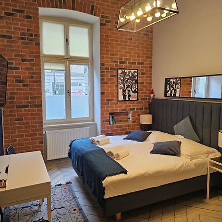 Uroczy Apartament 2 Stare Miasto Kraków Exterior foto